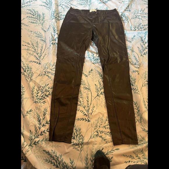 Abercrombie & Fitch Dark Brown Faux Leather Pants Leggings Size M NWOT - Picture 1 of 8